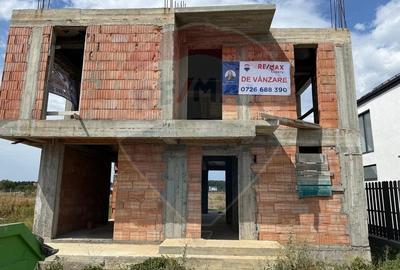 De vanzare Casa / Vila 5 camere la rosu + 540 mp teren Balotesti - 6