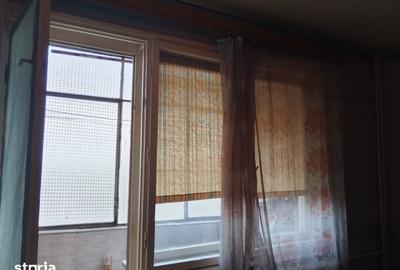 Apartament cu 3 camere semidecomandat în Andrei Mureșanu - 1