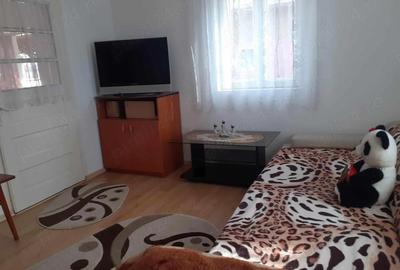 Casă cu 3 camere cu Teren 1600 Mp în Ionești - 10