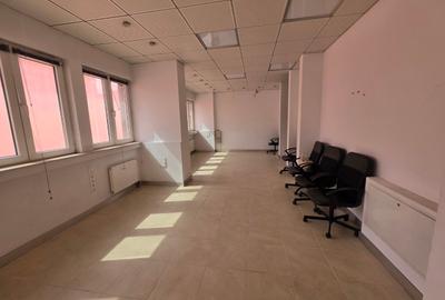 Apartament cu 4 camere semidecomandat în Magheru - 9