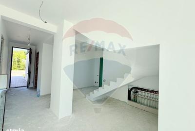 Casă cu 4 camere în Dumbrăveni - 9