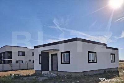 Casă cu 3 camere cu Teren 250 Mp în Central - 1
