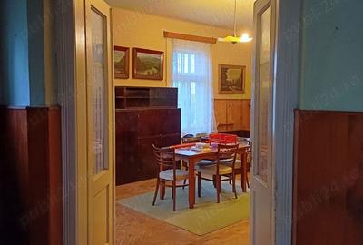 Casă cu 3 camere cu Teren 200 Mp în Reghin