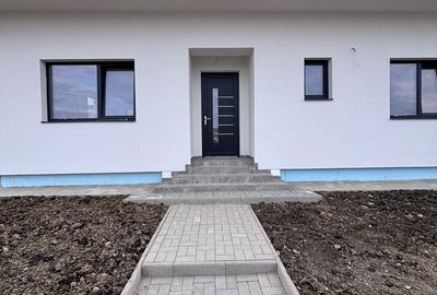 Casă cu 4 camere în Chinteni - 7