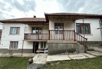 Casă individuală cu 4 camere cu Garaj în Suceagu - 3