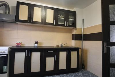 Apartament cu 3 camere decomandat în Central - 3