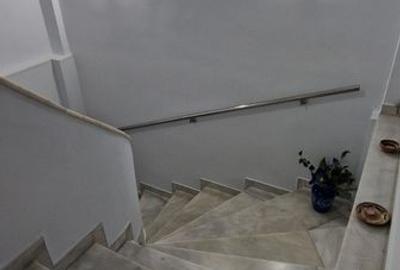 Coiciu, o vila construita pe cadre de beton, bine compartimentata. - 15