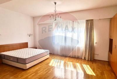 DE INCHIRIAT Apartament 5 camere Arcul de Triumf - 2