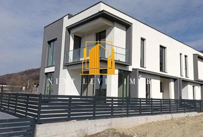 Case tip duplex de LUX, langa lacul Budeasa confort, natura ?i rafinament - 20