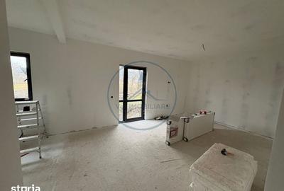 Casă cu 4 camere cu Teren 300 Mp în Central - 7