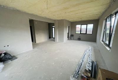 Casă cu 4 camere în Moriști - 2