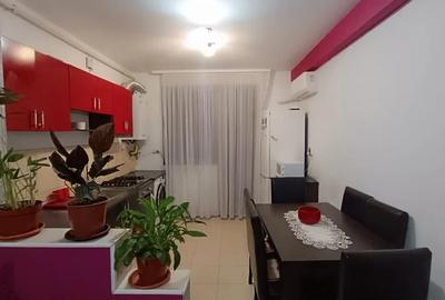 Apartament cu 2 camere semidecomandat, mobilat în Florești