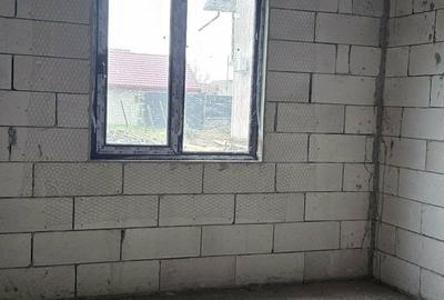 Casă cu 4 camere în Cazasu - 6