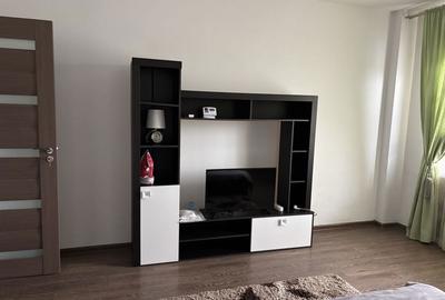 Apartament cu 2 camere decomandat în Granit - 2