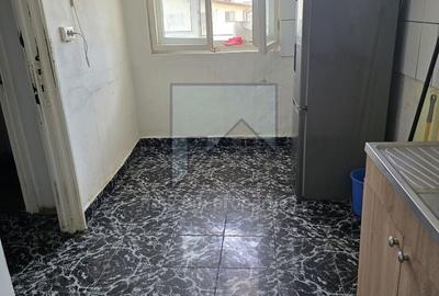 Apartament cu 3 camere decomandat în Sălaj - 12