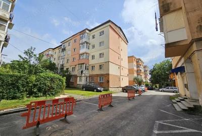 Vanzare spa?iu comercial situat in Targu Jiu - Cartier Diana - 1