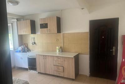 Apartament semidecomandat 55 mp, cv9 - 2