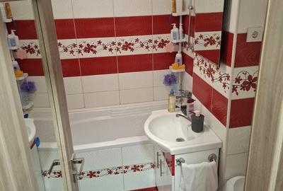 Apartament cu 2 camere decomandat în Tudor - 1