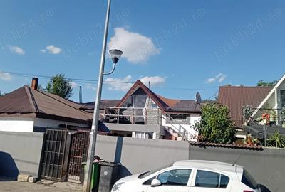 Vand casa la curte - 3