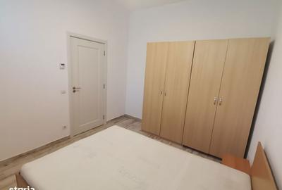 Apartament cu 3 camere semidecomandat în Turnișor - 4