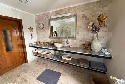 Casă cu 4 camere cu Teren 2759 Mp în Mușcel - 2