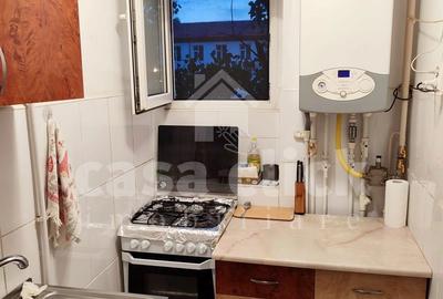 Apartament cu 3 camere semidecomandat, mobilat în Micro 19 - 13