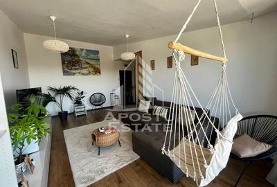 Apartament cu 3 camere decomandat, mobilat în Lipovei