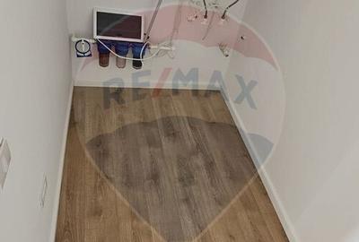 Casa / Vila cu 4 camere de vanzare - 9