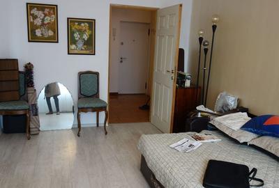 Piata Rahova-Circa 19 Politie - 3