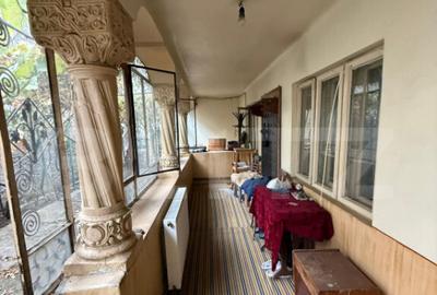 Casa 3 camere, 100 mp, strada Petru Cercel - 2