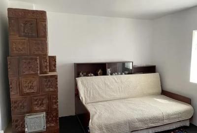 Casă cu 4 camere cu Teren 1800 Mp în Merei - 1