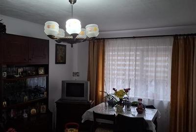 Apartament cu 3 camere decomandat în Nicolina - 7