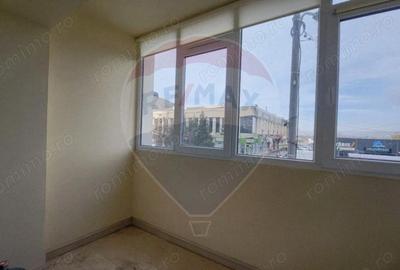 Apartament cu 3 camere decomandat, mobilat în Pantelimon