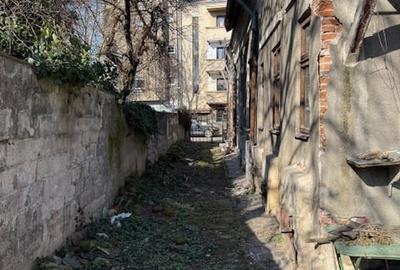 Casă cu 8 camere cu Teren 400 Mp în Armeneasca - 10