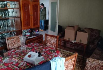 Apartament cu 4 camere decomandat în Sud - 11