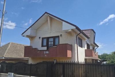 Casă cu 2 camere cu Teren 380 Mp în Romanești - 4