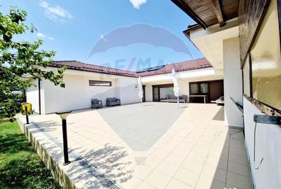 Casă cu 4 camere cu Teren 1065 Mp în Preajba - 2