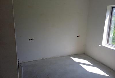 Casă cu teren 10000 mp - 4