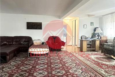 Casă cu 2 camere cu Teren 350 Mp în Poiana - 6