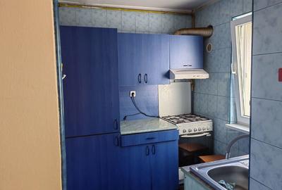 Apartament cu 3 camere în Petrila - 6