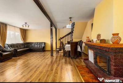 Apartament cu 9 camere decomandat în Mănăstirea Humorului - 3