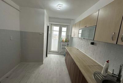 Apartament cu 3 camere decomandat în Micro 18 - 6