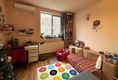 Garsonieră decomandată, mobilată în Central