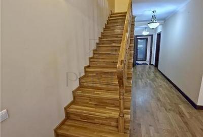 Duplex cu 11 camere cu Canalizare în Lunei - 10