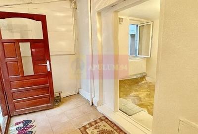 Casă cu 2 camere cu Canalizare în P-ța Romană - 4