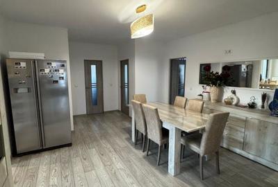 Casă cu 7 camere cu Teren 670 Mp în Recea - 9