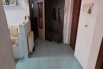 Apartament cu 2 camere semidecomandat în Micro 16 - 2