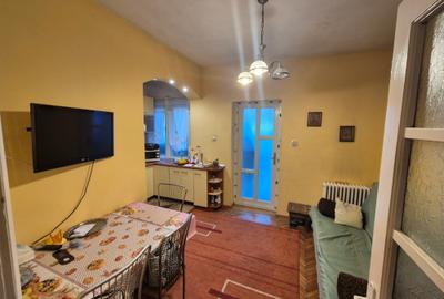 Casă individuală cu 2 camere cu Teren 280 Mp în Moroasa 1 - 3