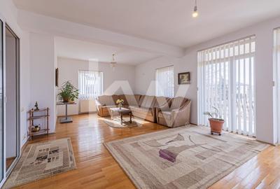 Casă individuală cu 10 camere cu Canalizare în Tractorul - 2