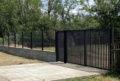 Teren de 1698 mp, în Gherghița - 2